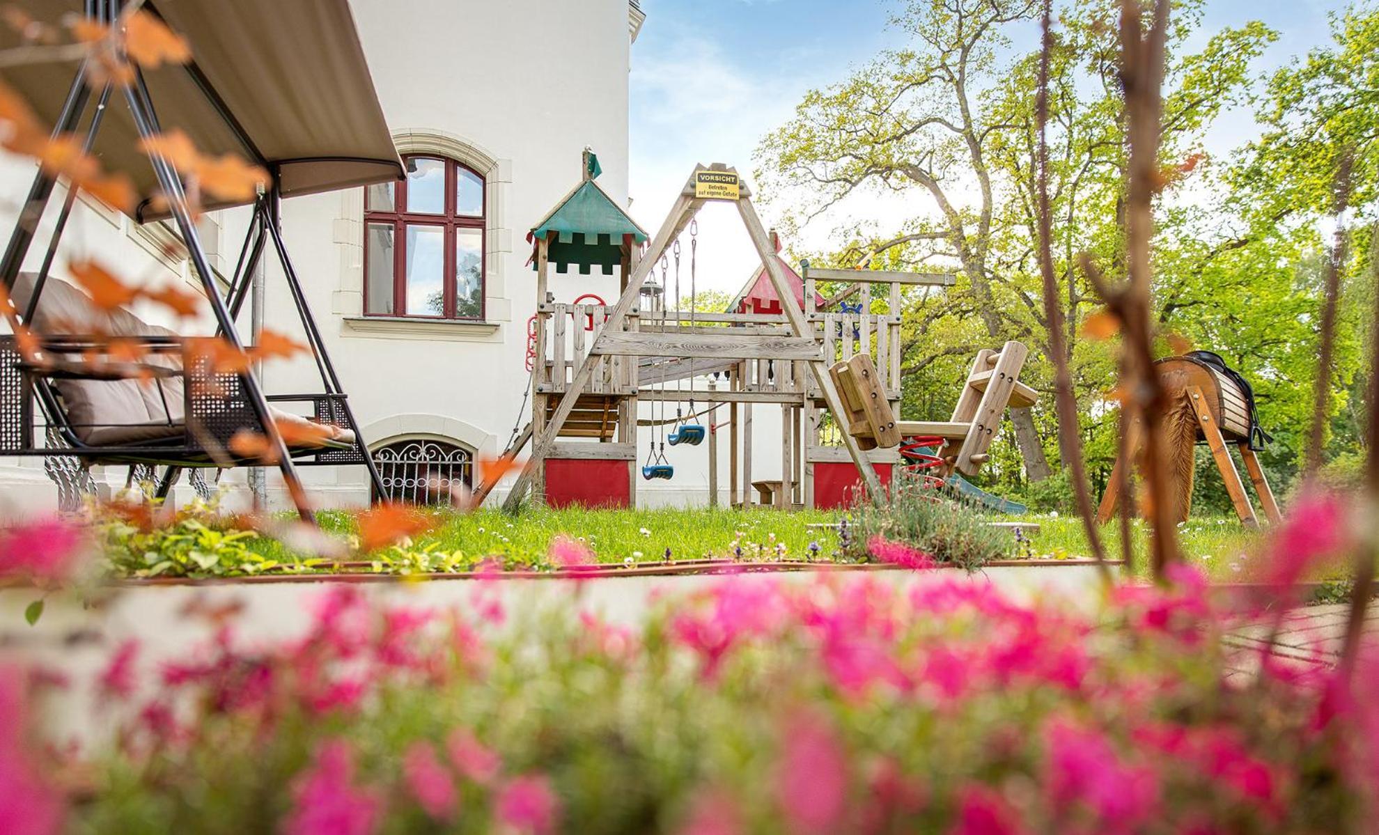 Schloss Gross Luesewitz Gross Lusewitz エクステリア 写真